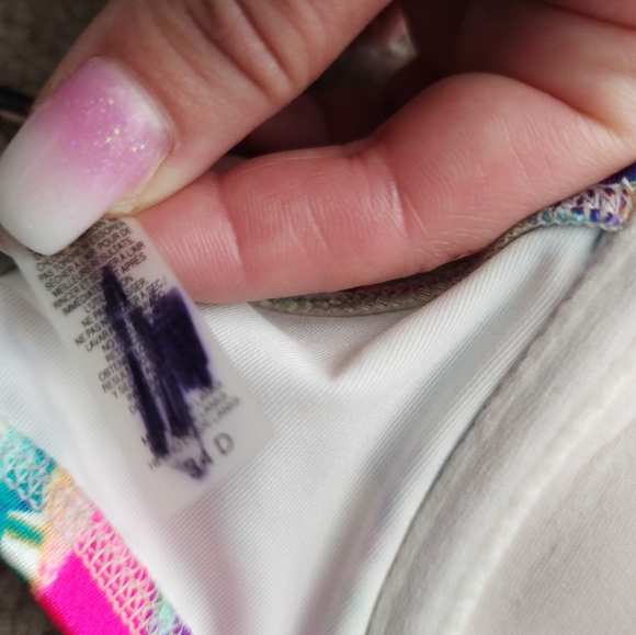 Victoria Secret Bombshell bathing suit top 34D - Picture 4 of 4